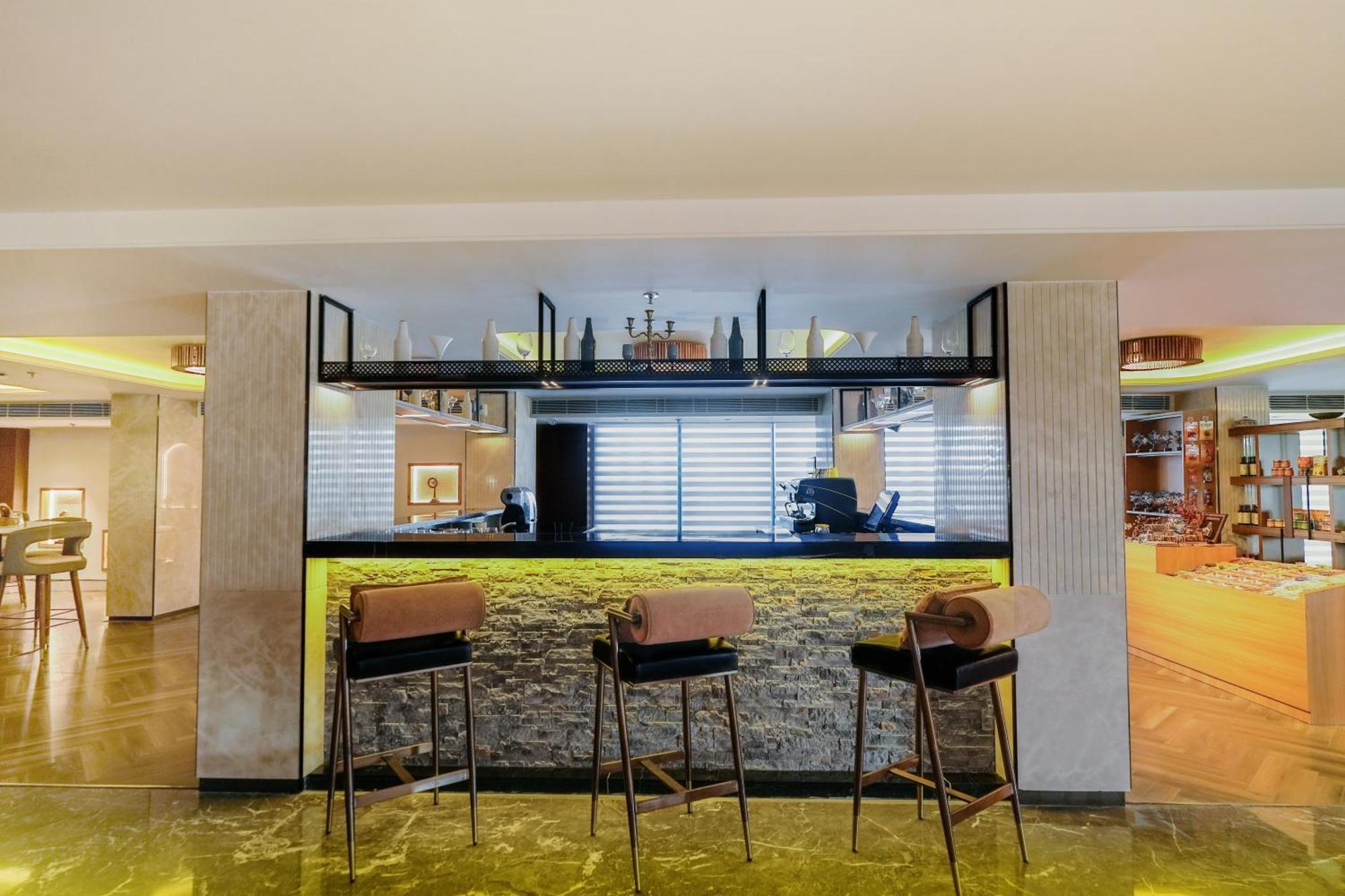 Hyatt Place Haridwār Zewnętrze zdjęcie